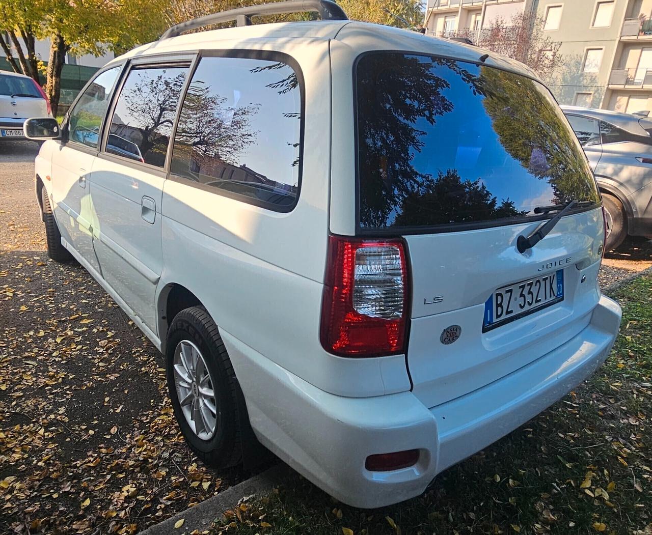 Kia Joice 2.0 7 posti