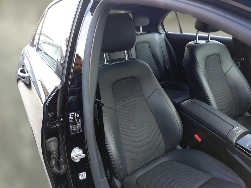 MERCEDES-BENZ A 180 d Automatic Business Extra 5 PORTE