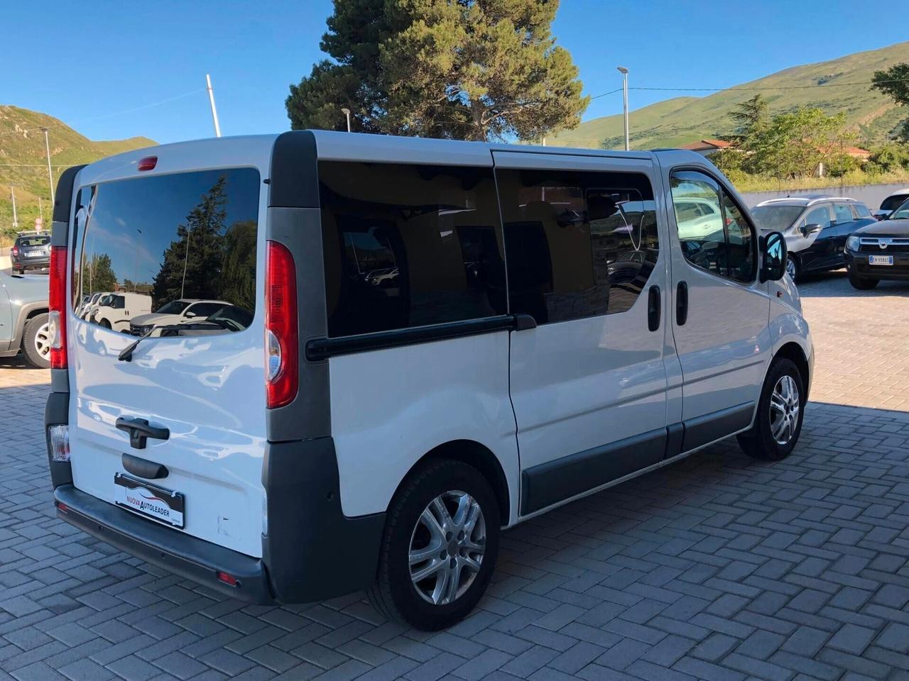 Opel Vivaro 2.0 CDTI 120CV Combi 9 posti 2013