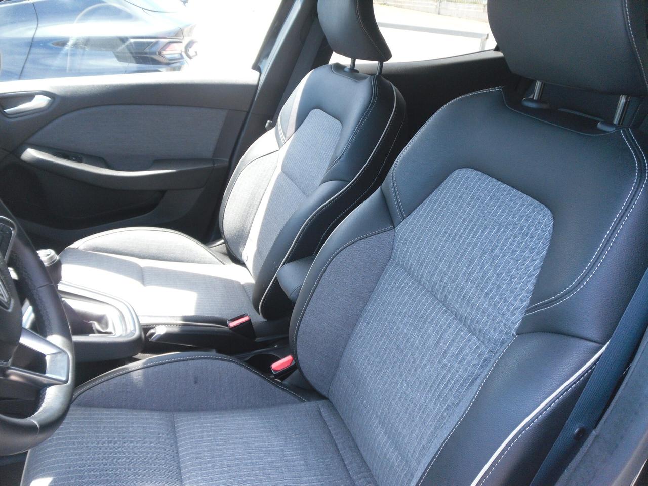 Renault Clio TCe 90 CV 5 porte Techno