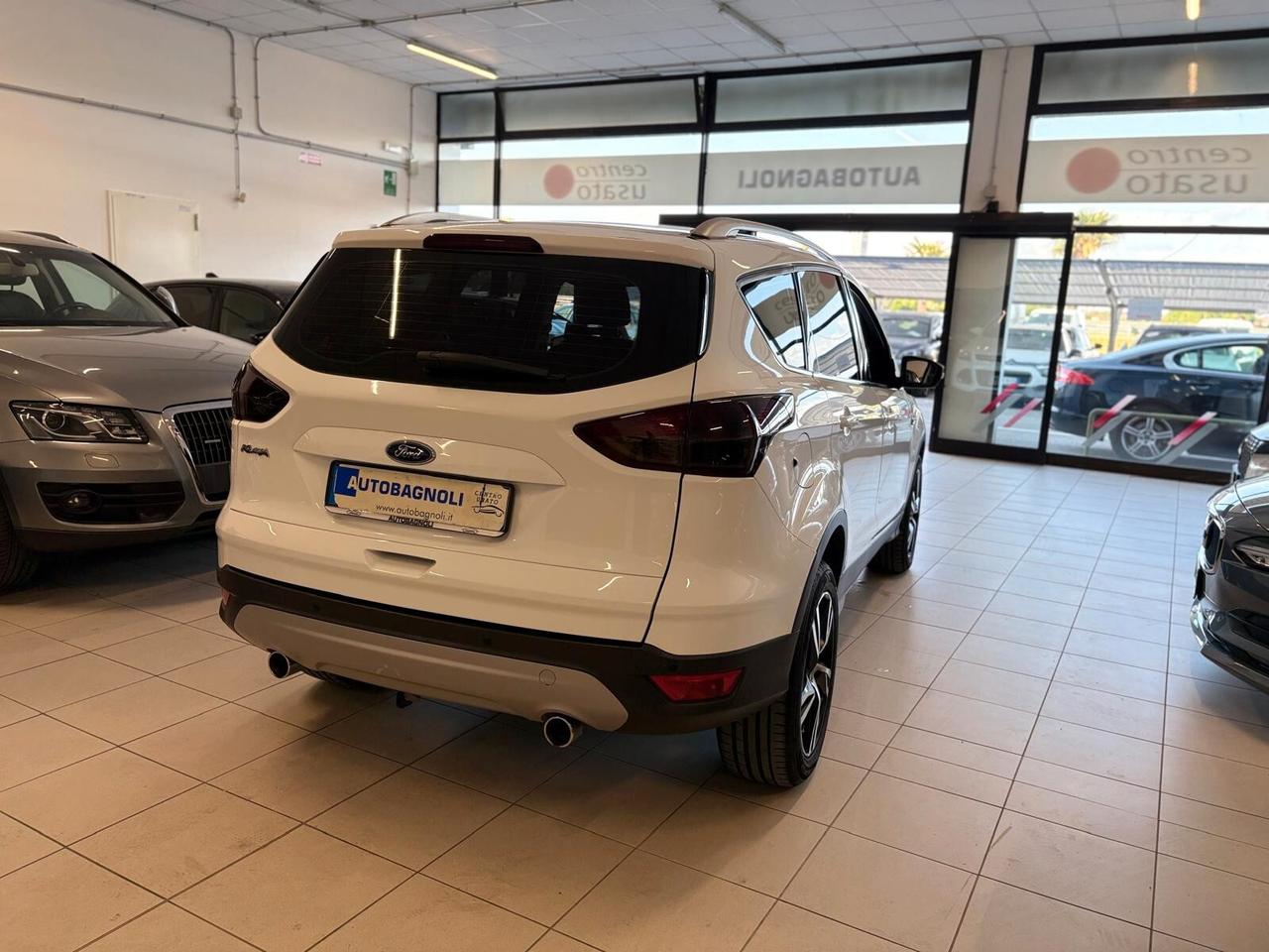 Ford Kuga PLUS 2.0 TDCI 140 CV 2WD 6mt