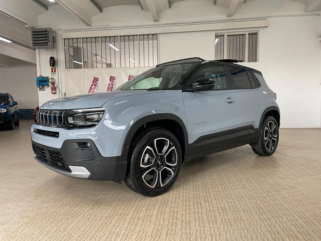 Jeep Avenger 1.2 Turbo 100 CV Summit Km0 Tetto aprib.+Bicolore