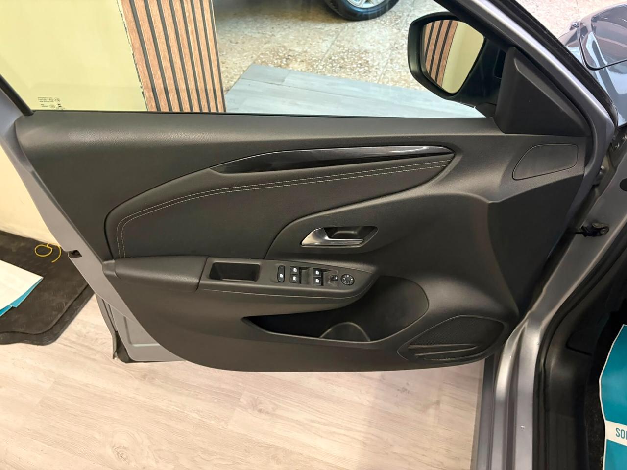 Opel Corsa 1.200cc 75cv Allestimento Edition