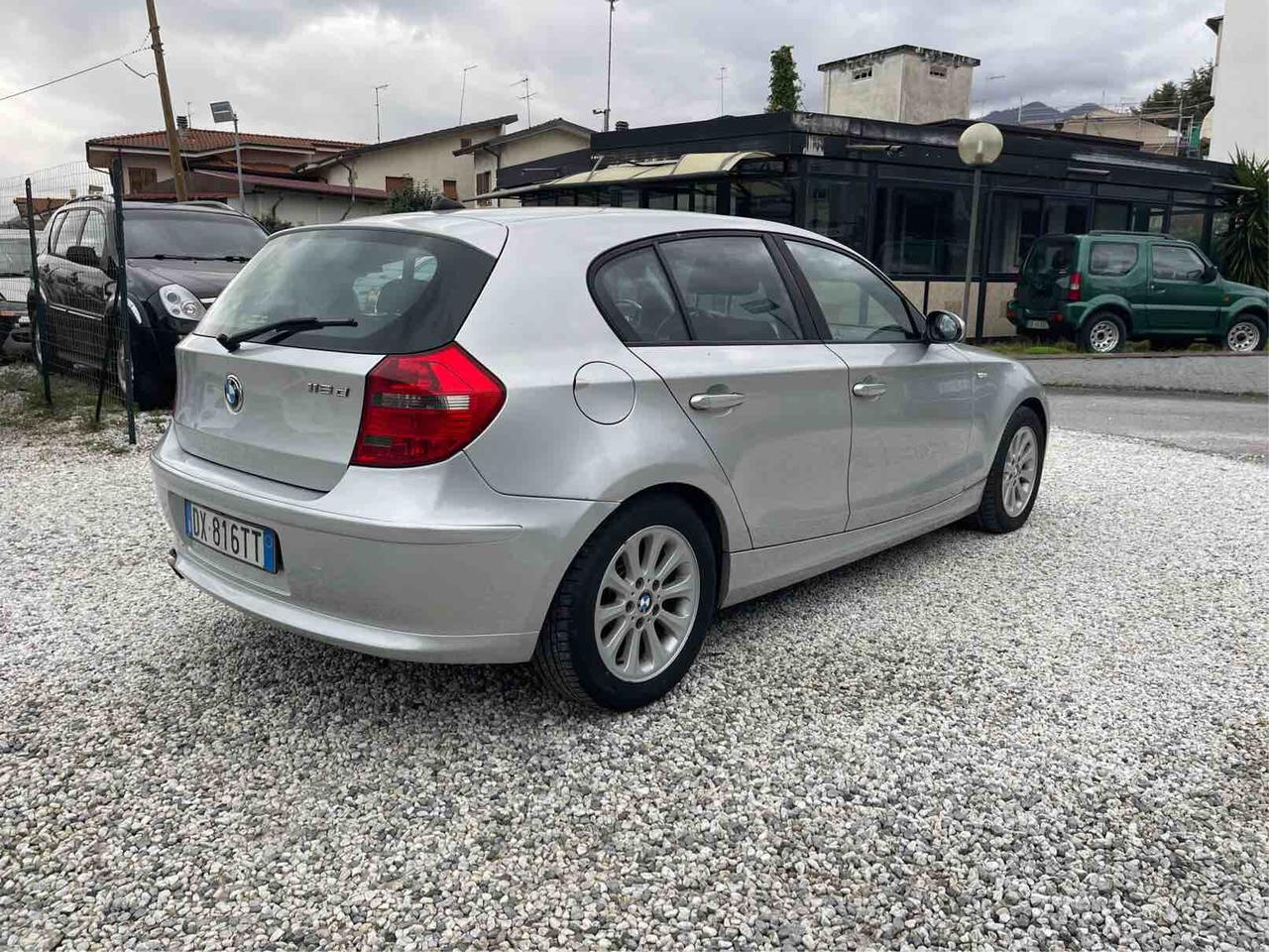 BMW 118 D - 5 PORTE - ELETTA - CAMBIO AUTOMATICO