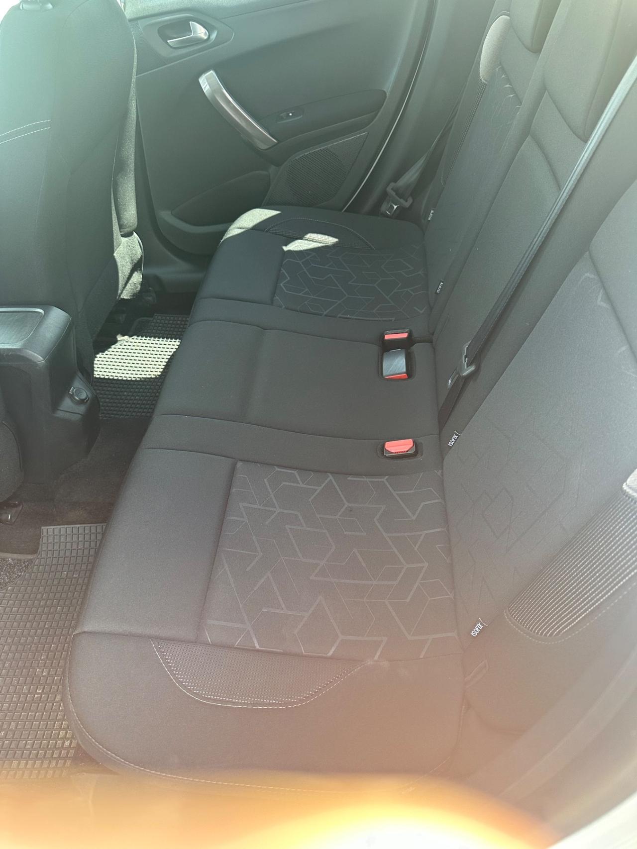 Peugeot 2008 1.4 HDi 68CV Active