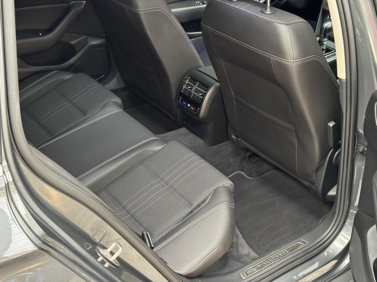 Volkswagen Passat Business Alltrack 2.0 TDI 190 CV 4MOTION DSG Exec.BMT