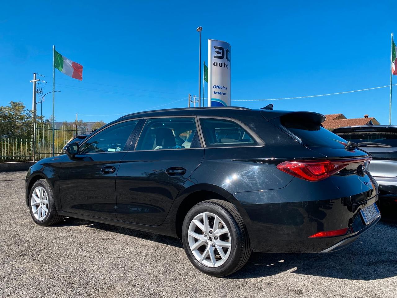 Seat Leon Sportstourer 2.0 TDI 115cv Modello Style