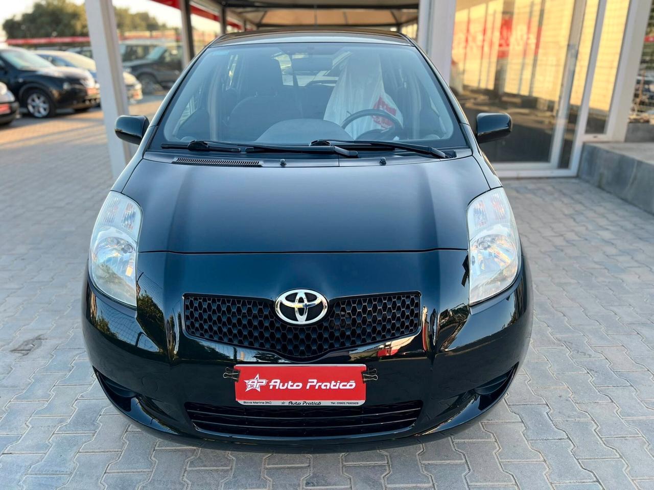 Toyota Yaris 1.4 D-4D 5 porte Sol