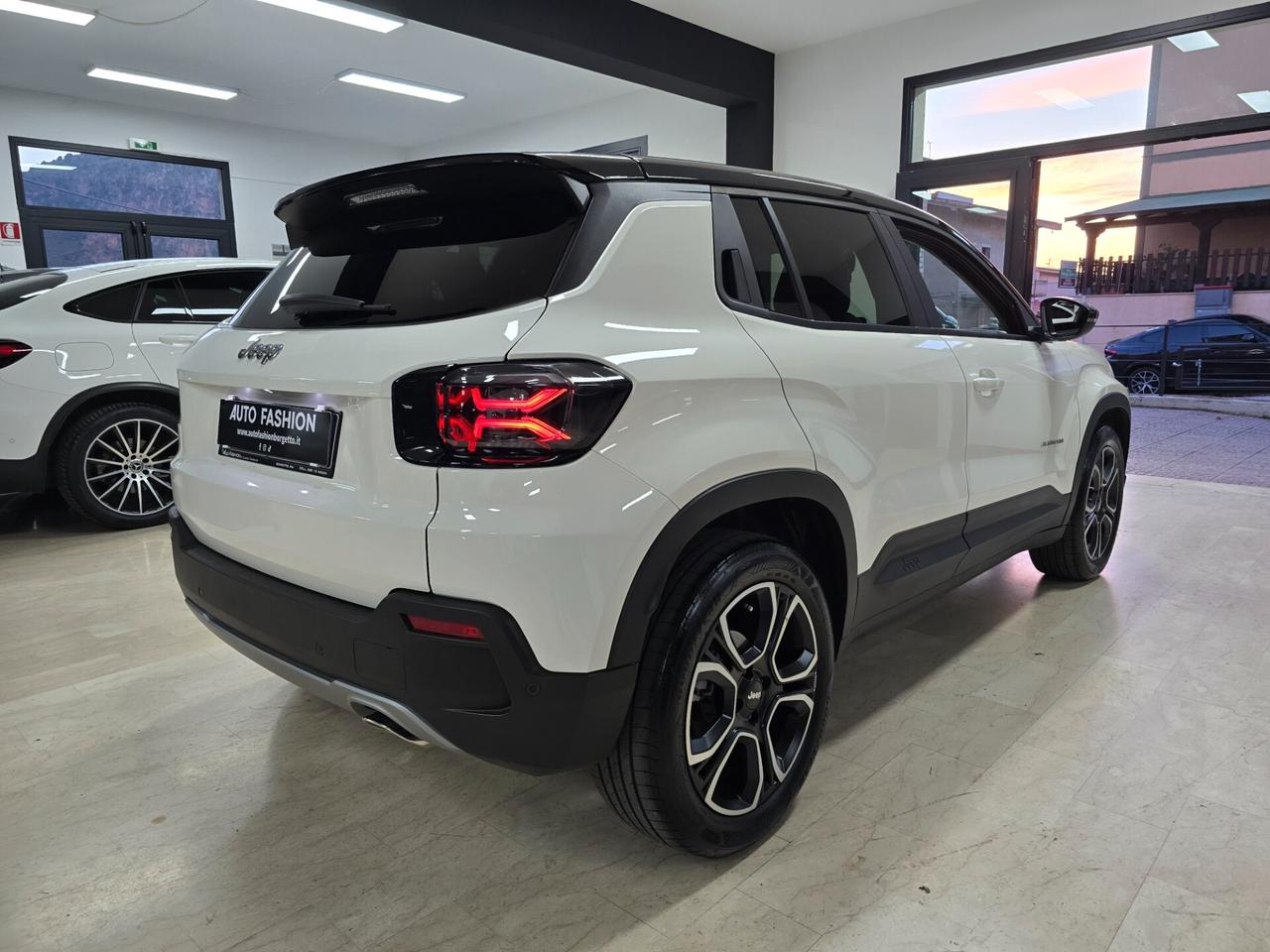 Jeep Avenger 1.2 Turbo 100 CV Summit