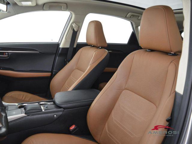 LEXUS NX 300h Hybrid 4WD Luxury