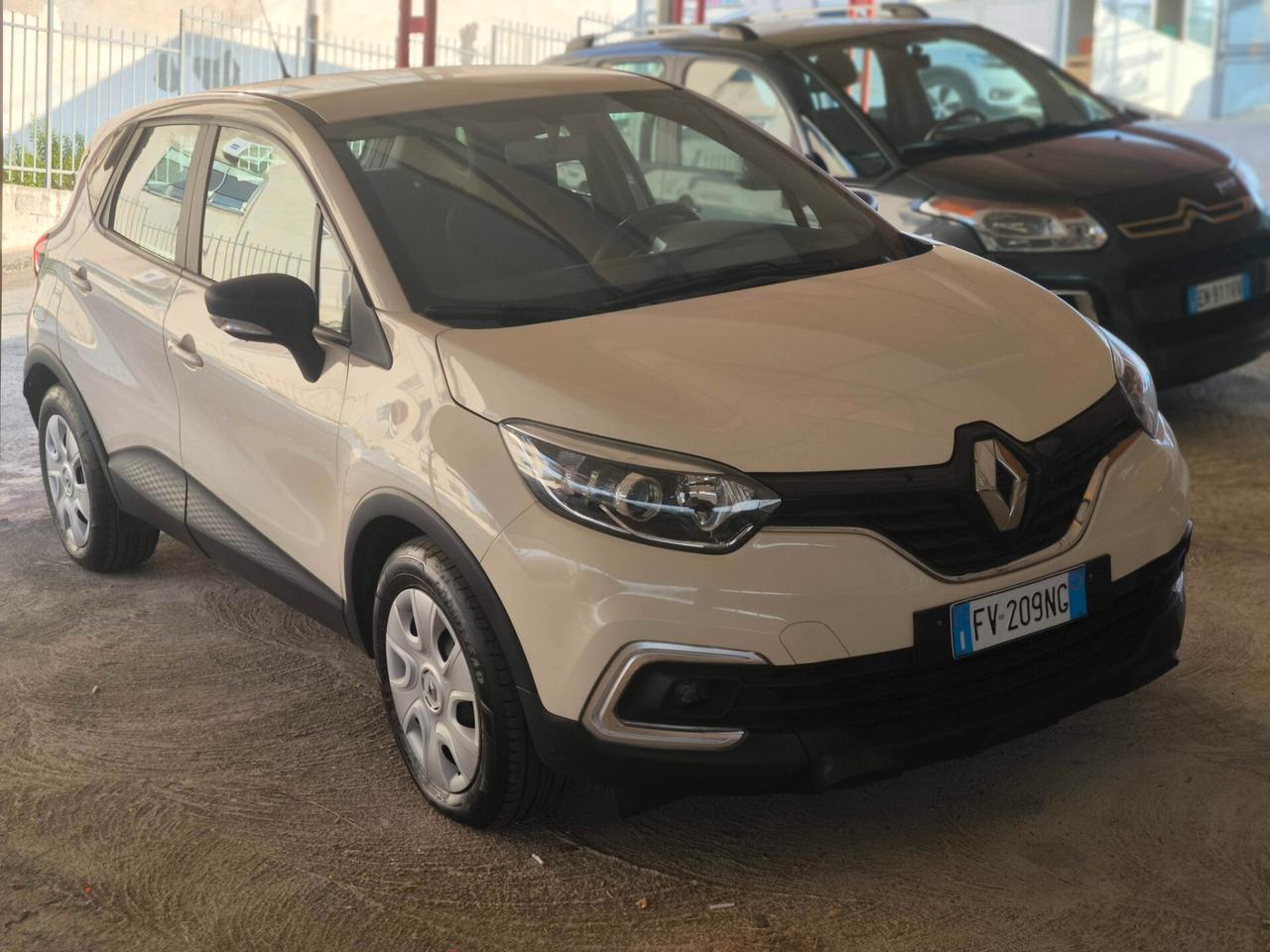 Renault Captur dCi 8V 90 CV EDC Business