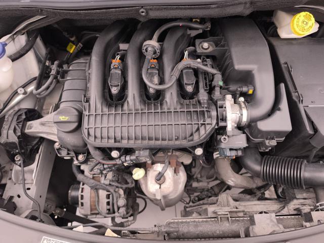 PEUGEOT 208 1.2 puretech Active s&s 82cv 5p neopatentati
