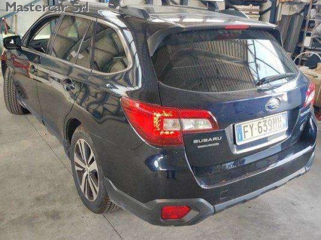SUBARU OUTBACK Outback 2.5i Premium lineartronic TG: FY639MW