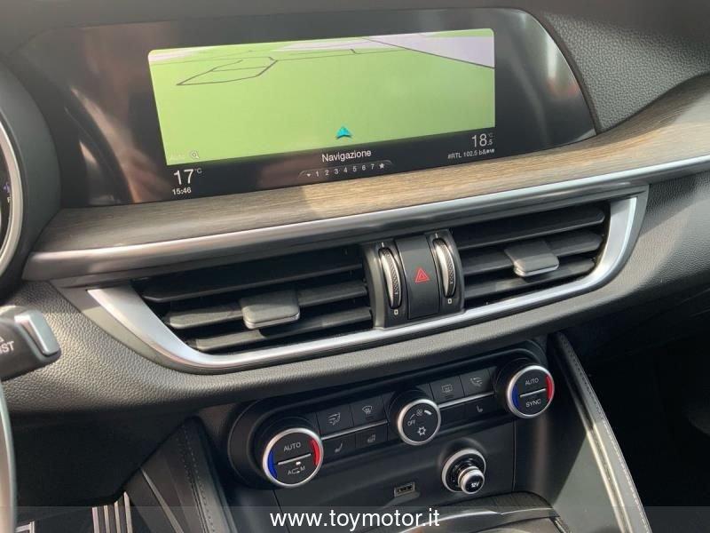 Alfa Romeo Stelvio 2.2 Turbodiesel 210 CV AT8 Q4 Super