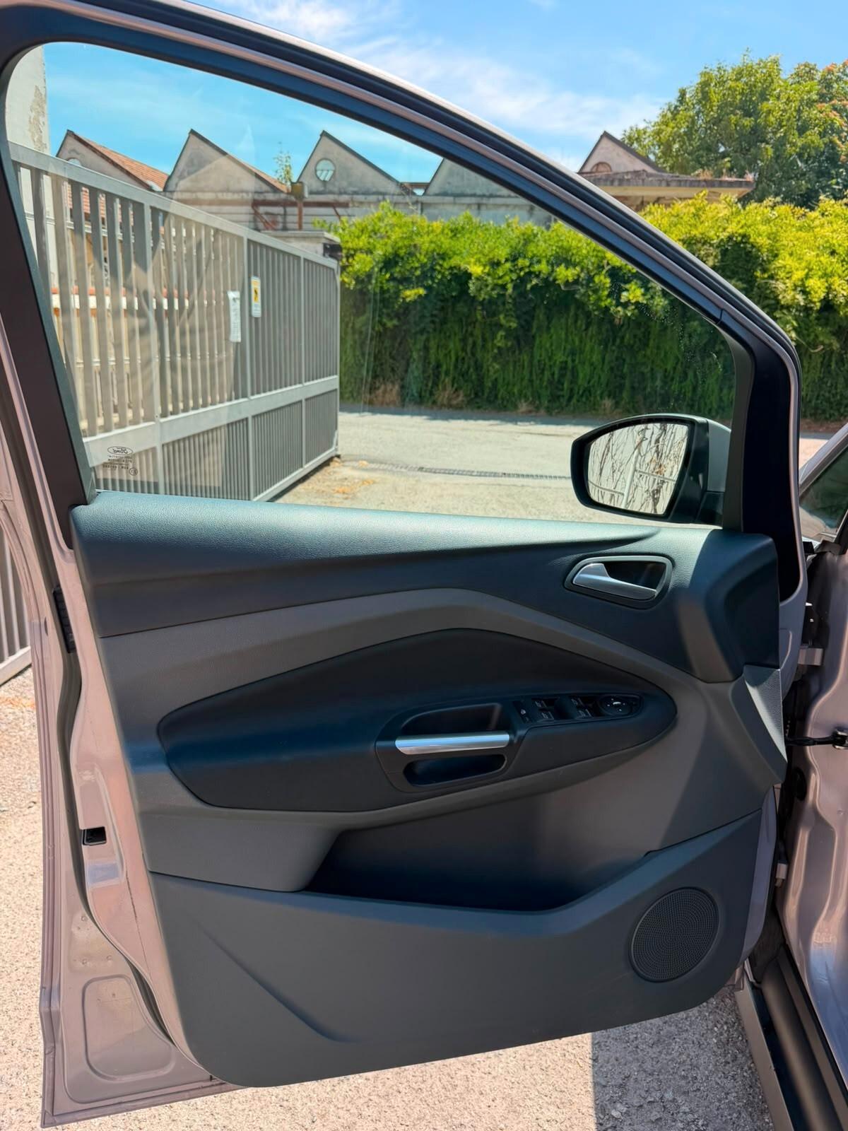 Ford C-Max 1.6 TDCi 115CV Titanium