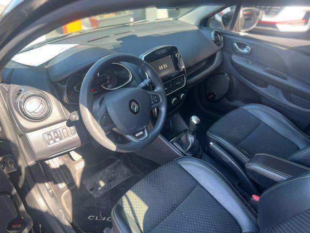 RENAULT Clio TCe 90 5 porte Moschino Zen