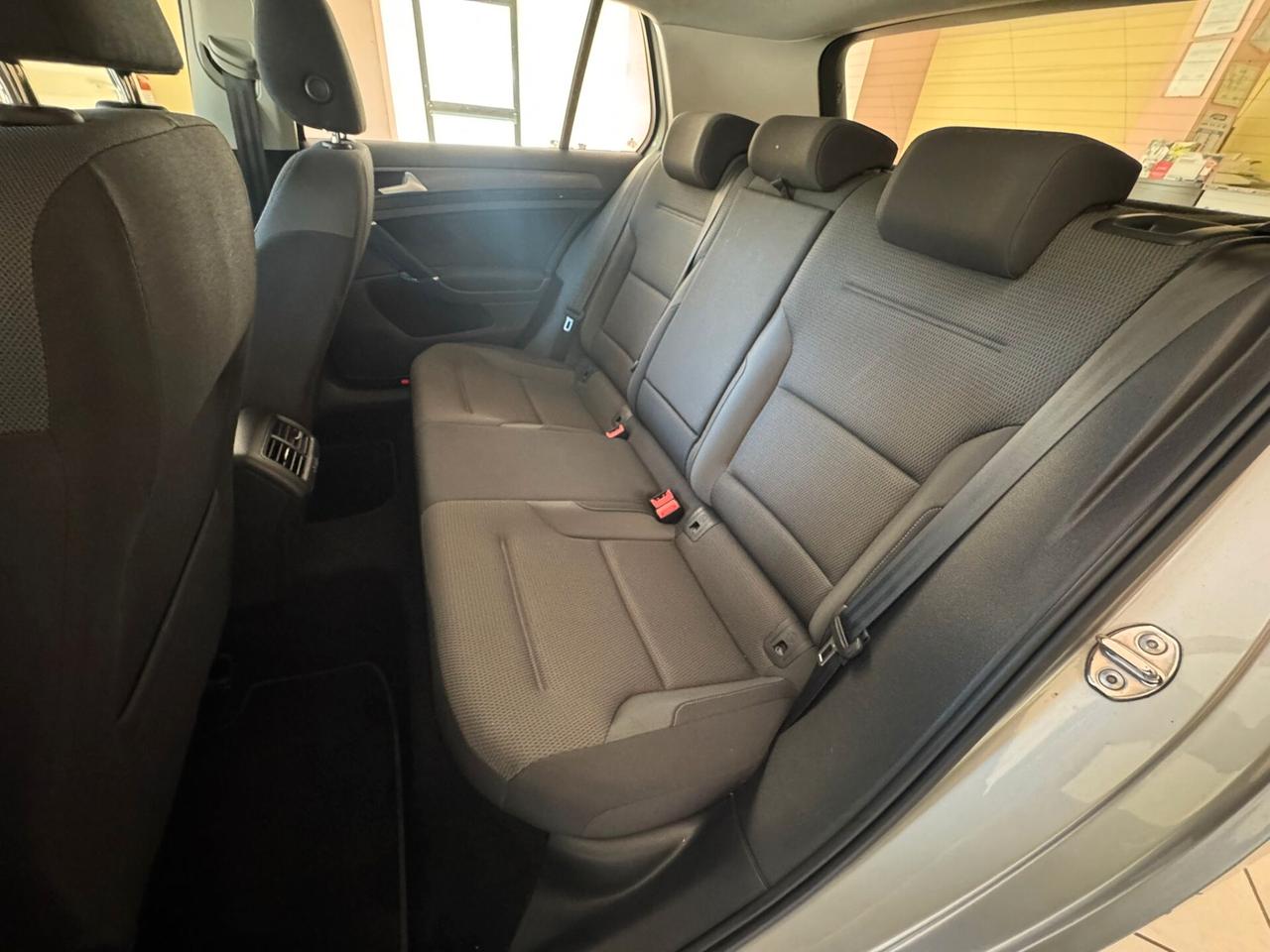 Volkswagen Golf Variant 1.5 TGI DSG 5p. Executive BlueMotione Tech.