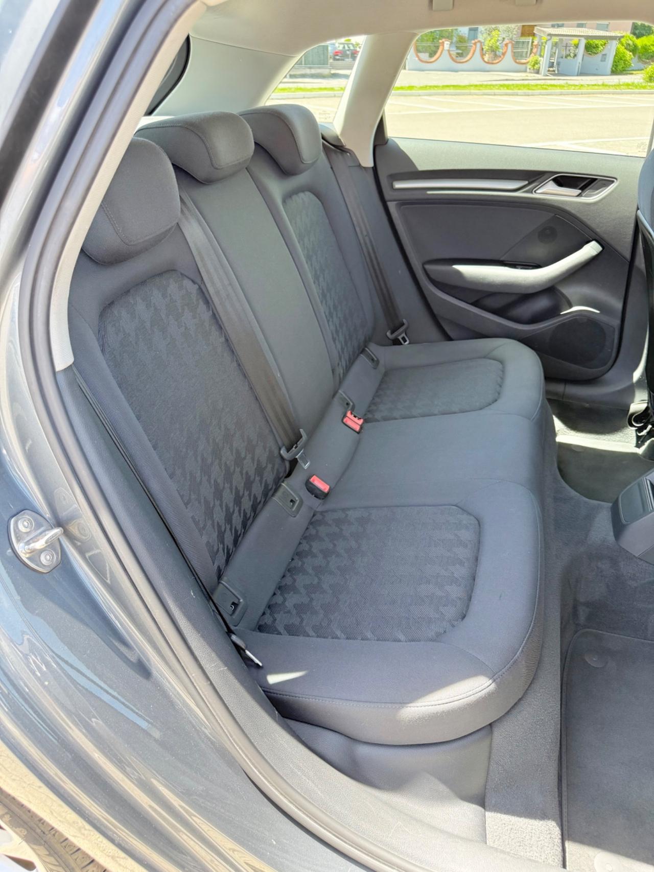 Audi A3 1.6 TDI 110Cv Sportback*Navi*Cerchi*S&S*Euro6