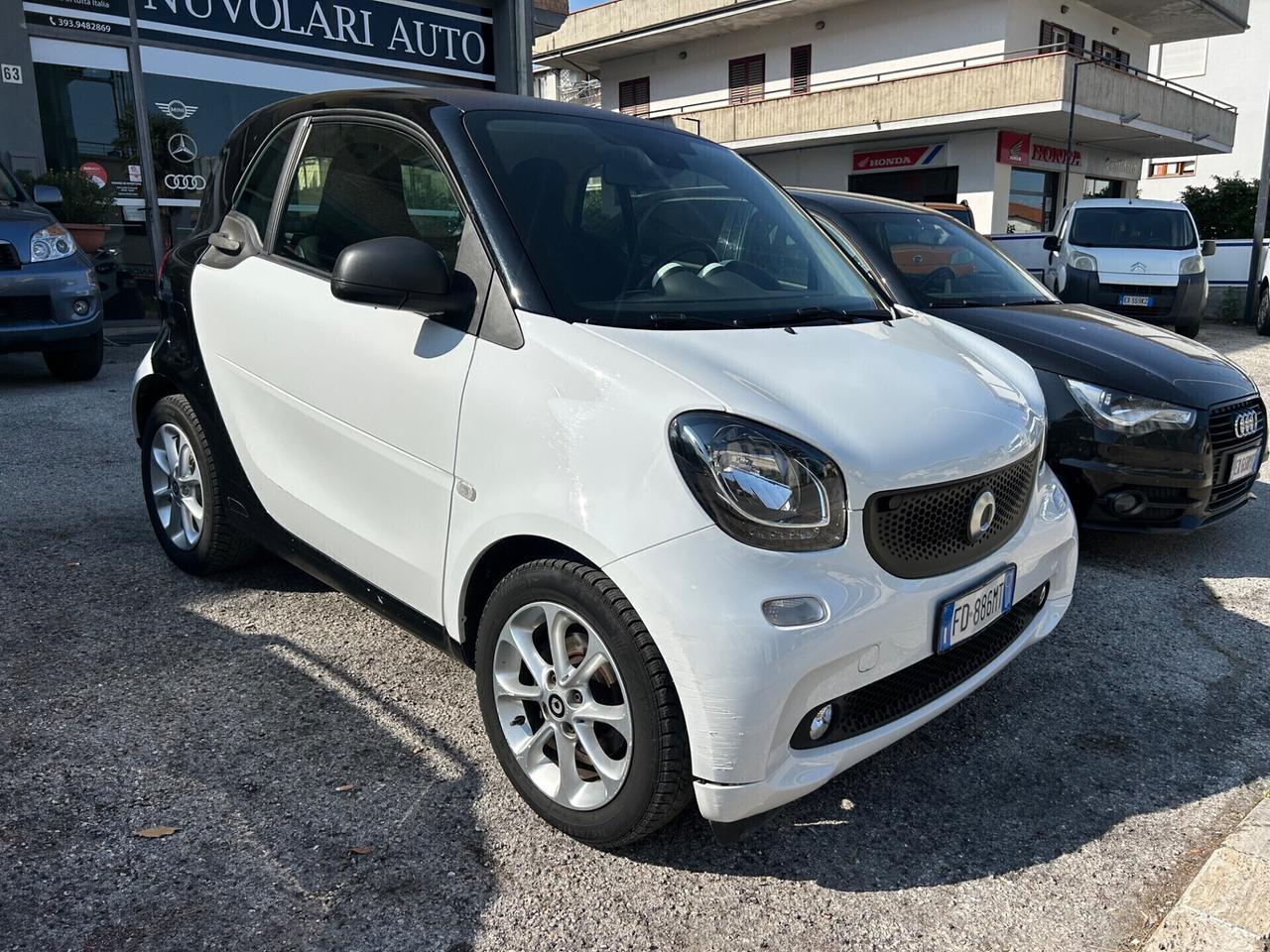 Smart ForTwo 70 1.0 CAMBIO MANUALE neopatentati