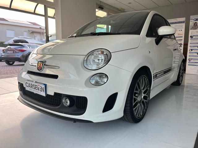 ABARTH 500 1.4 Turbo T-Jet Custom