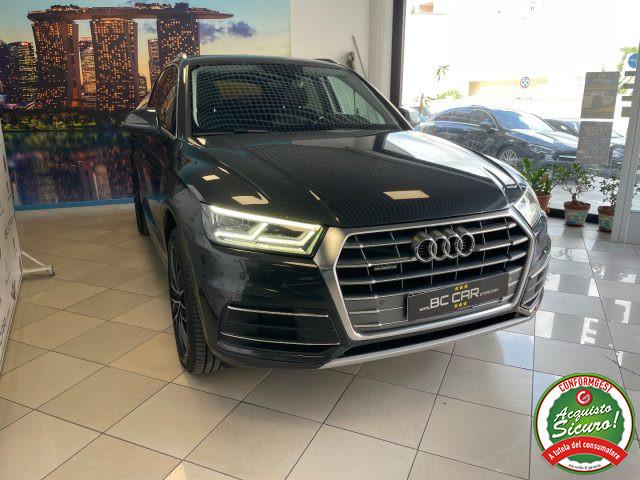 AUDI Q5 40 TDI quattro S tronic Business Sport