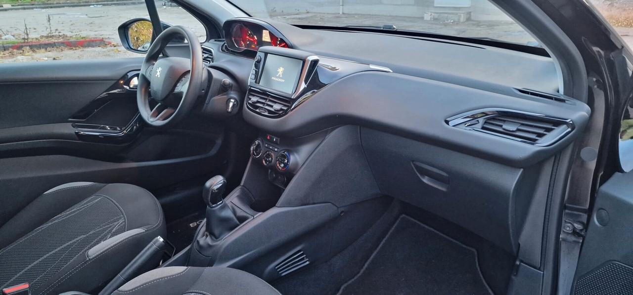 Peugeot 208 PureTech 68 3 porte Active