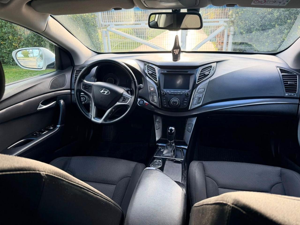 Hyundai i40 Wagon 1.7 CRDi 141 CV 7DCT Style