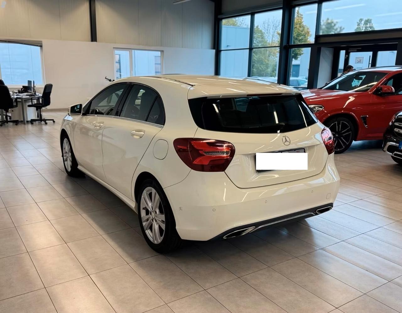 Mercedes-benz A 160 d Premium ok neo patentati