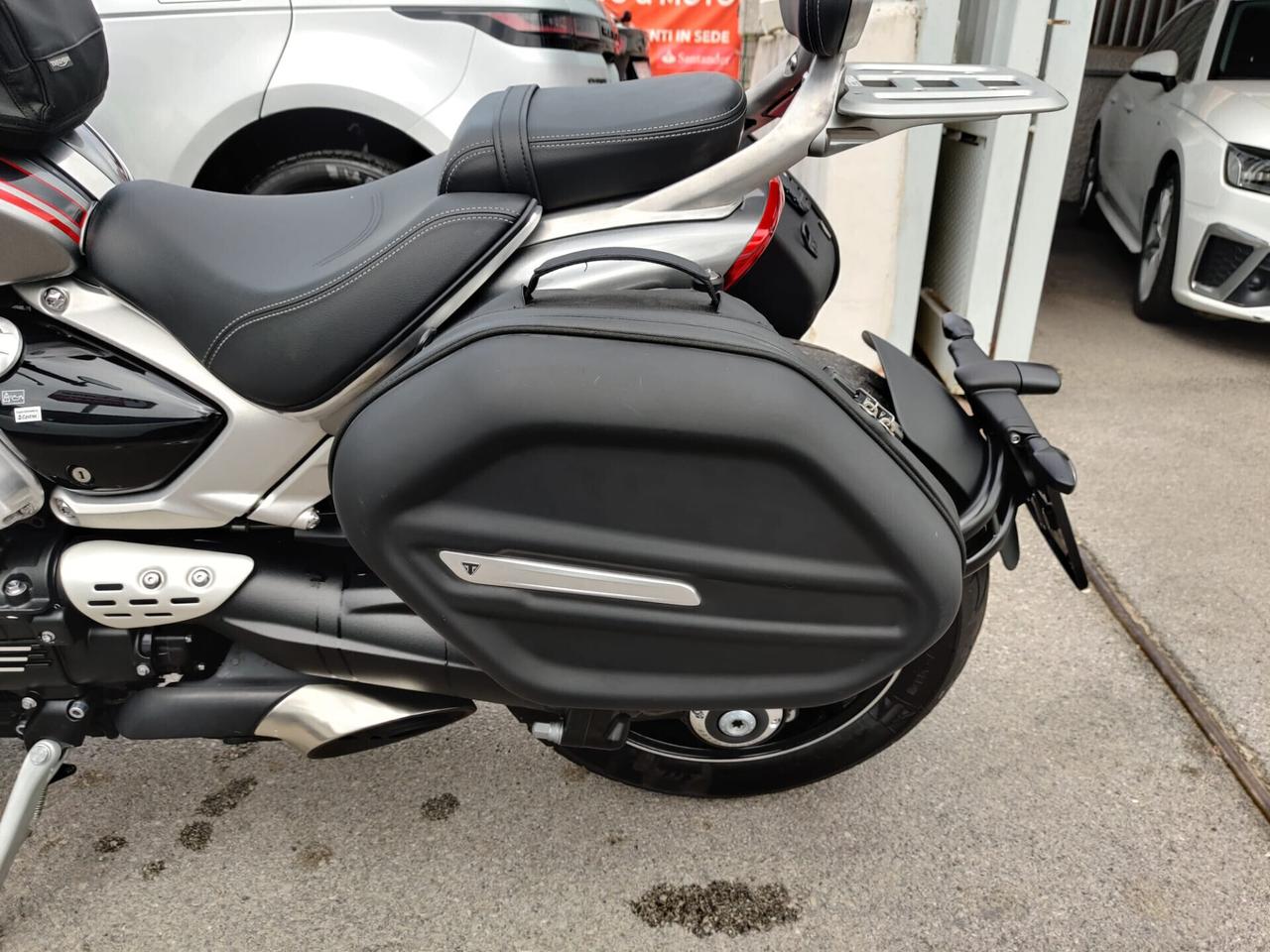 Triumph Rocket III GT
