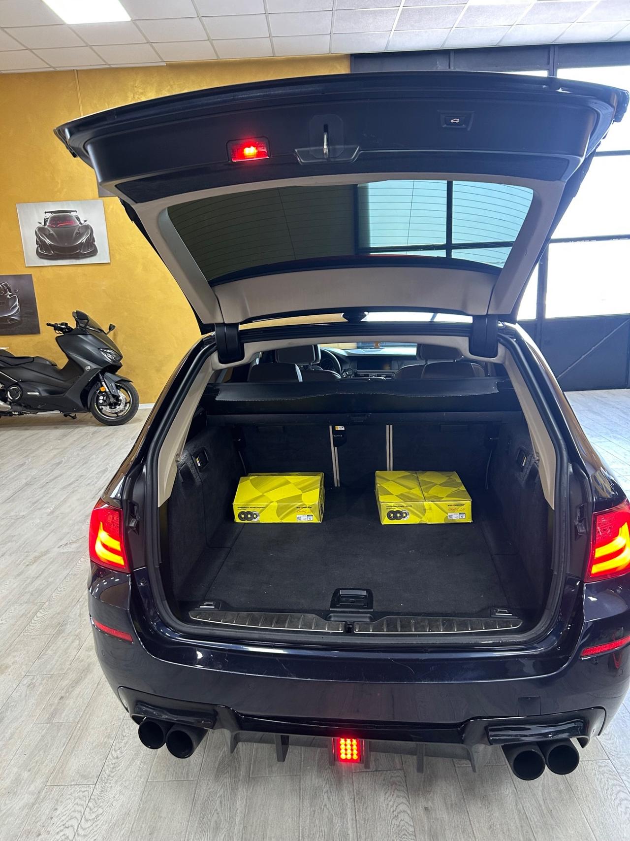 BMW 520d Touring “AUT/PELLE/NAVI/RETRO/19”-2012