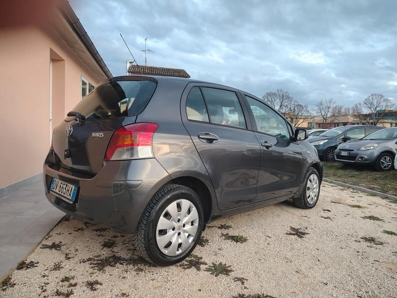Toyota Yaris 1.3 5 porte Sol