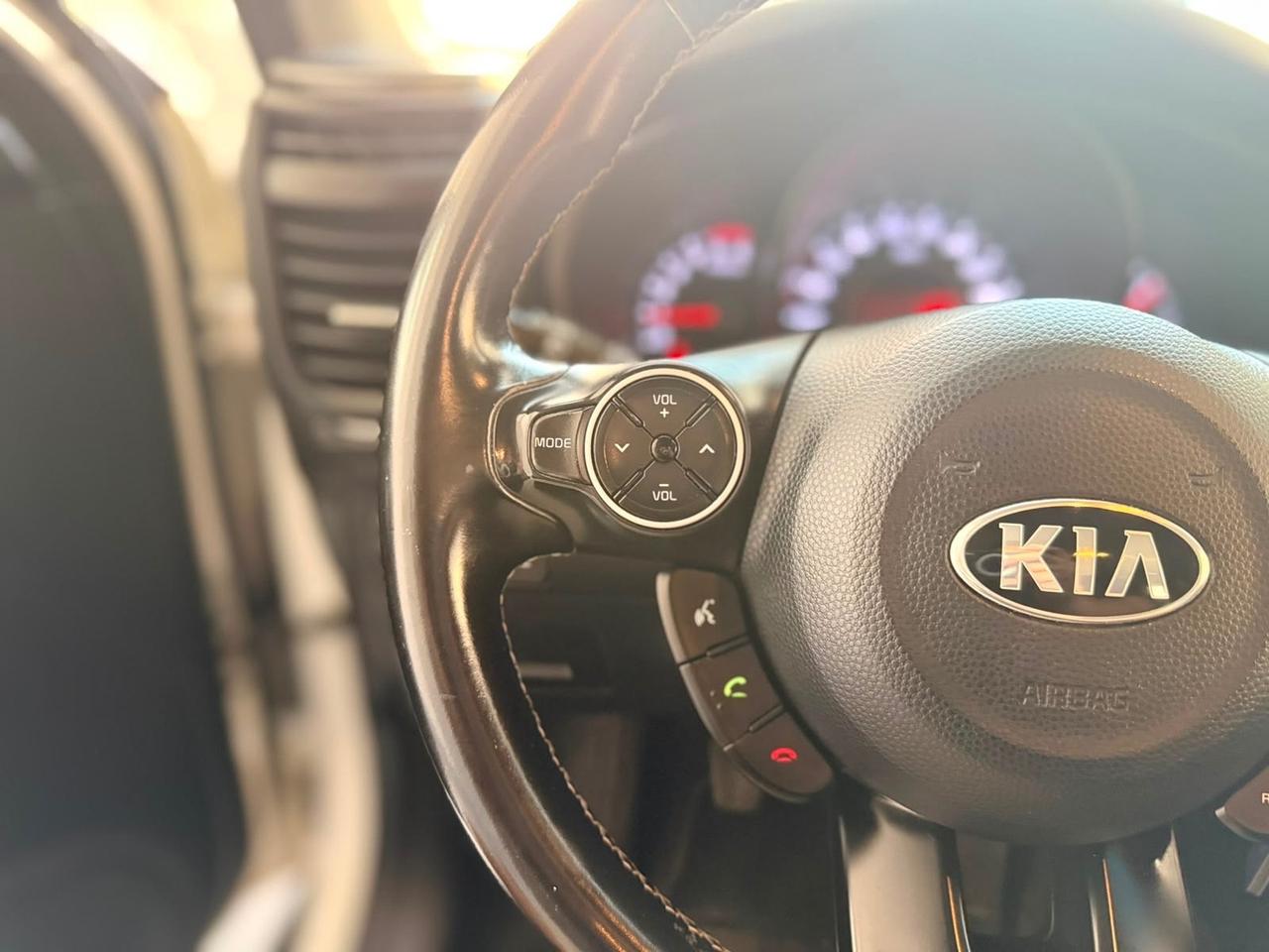 Kia Soul 1.6 CRDi You UNICOPROPRIETARIO