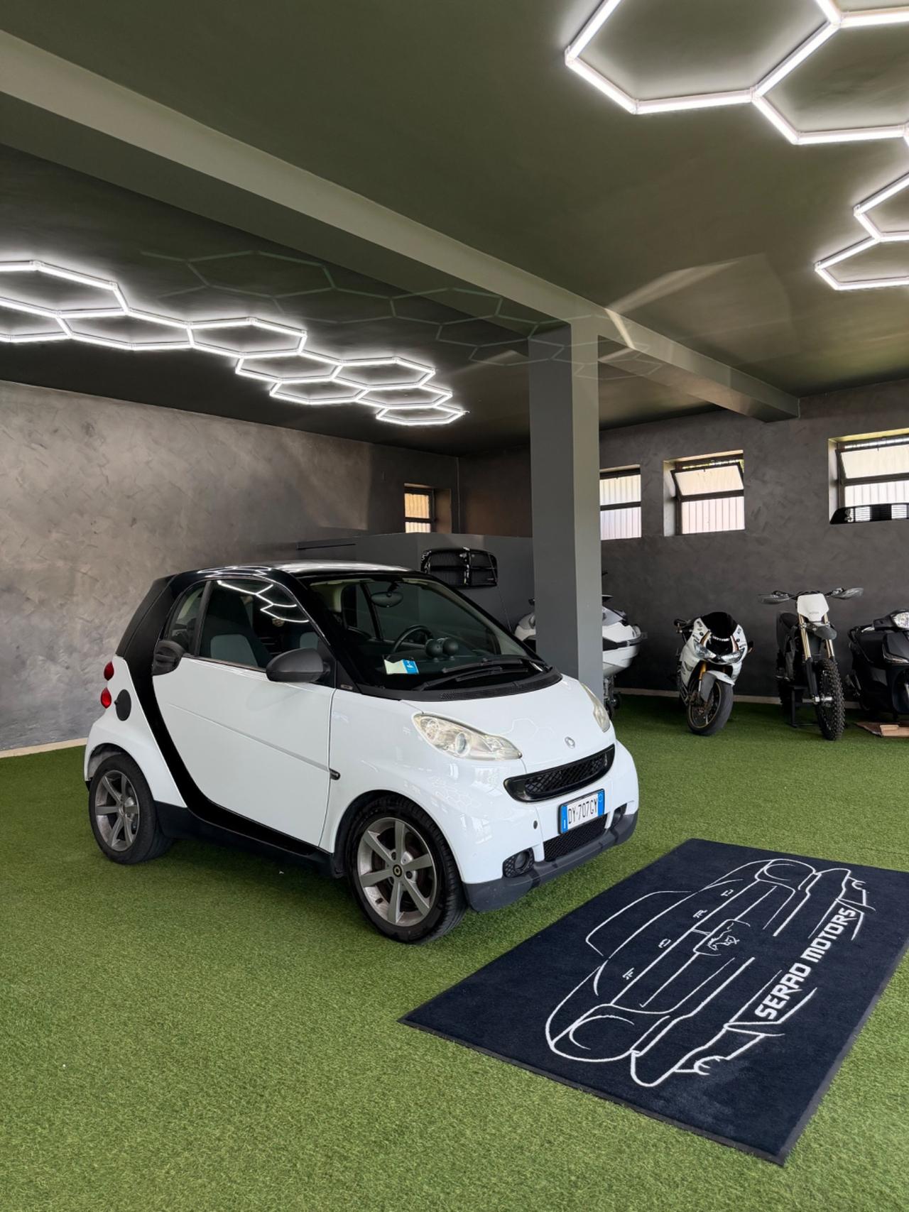 Smart ForTwo 1000 52 kW coupé passion