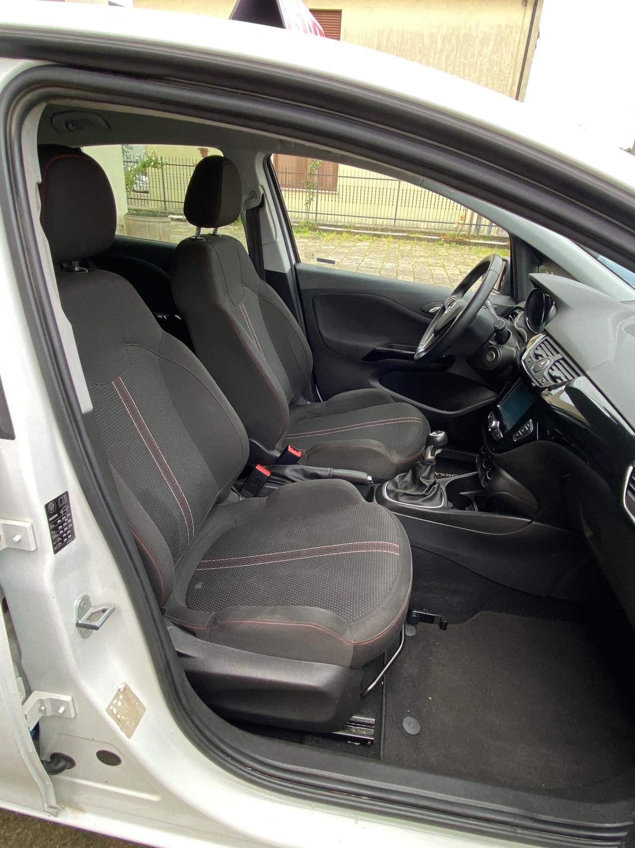Opel Corsa 1.4 90CV GPL Tech 5 porte Black Edition