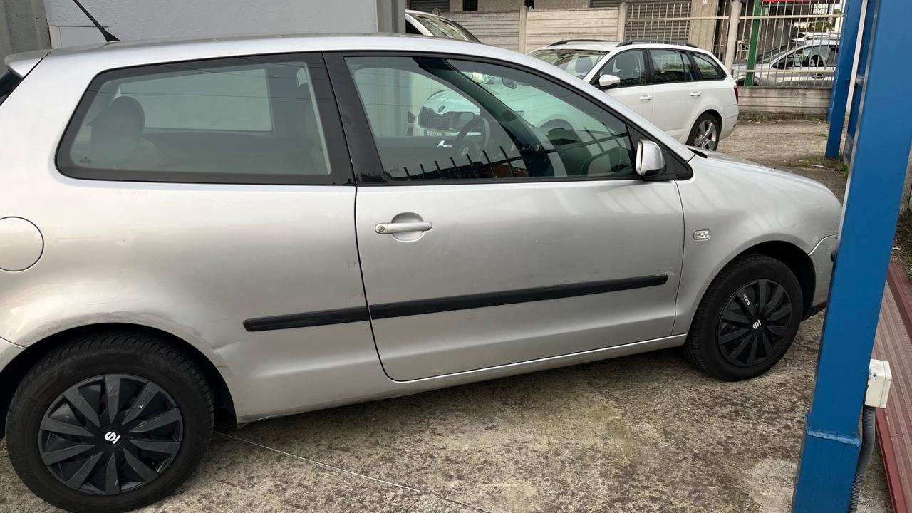 Volkswagen Polo 1.2 12V 3p. Comfortline km 102000
