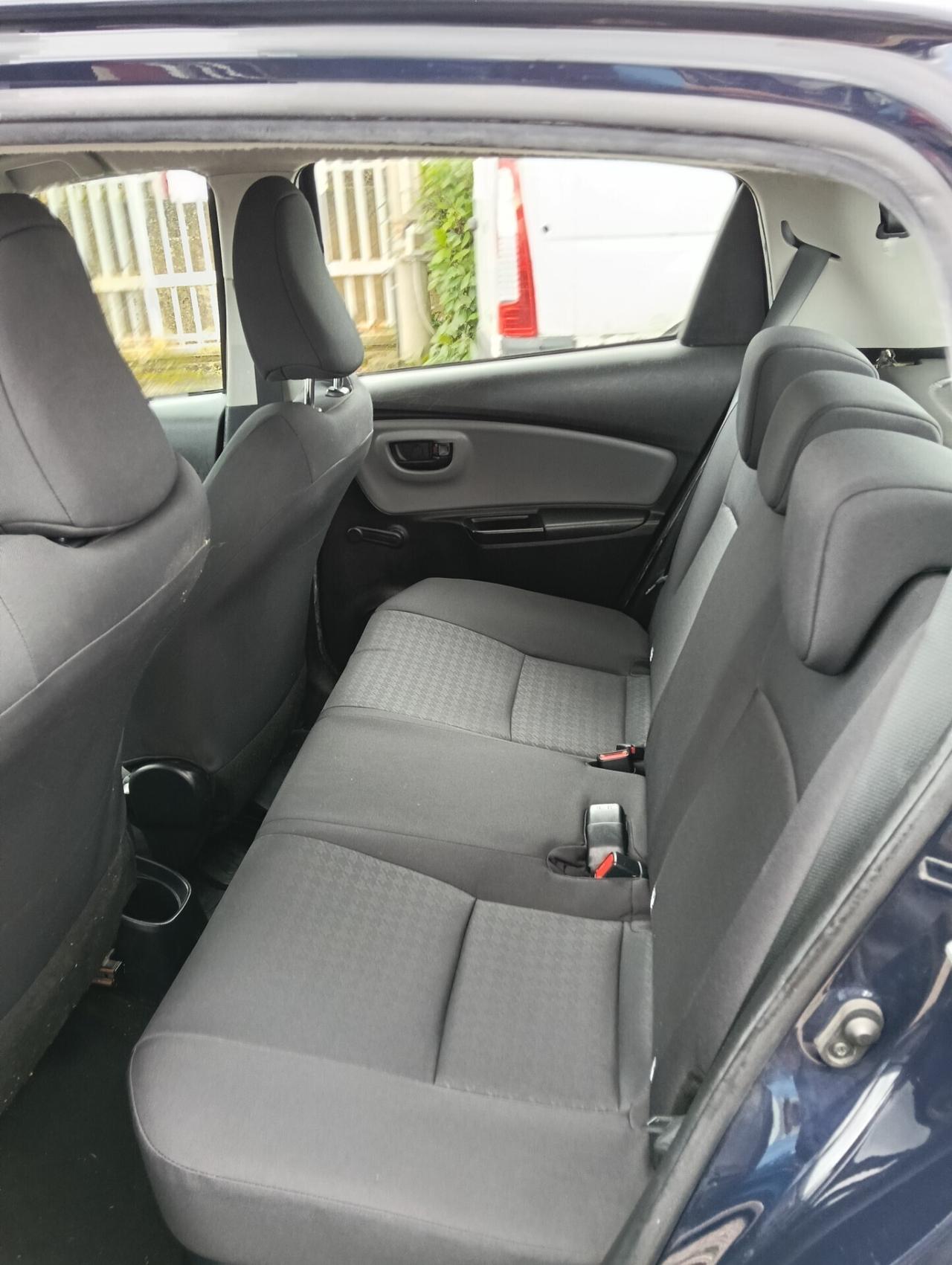 Toyota Yaris 1.5 Hybrid 5 porte Business