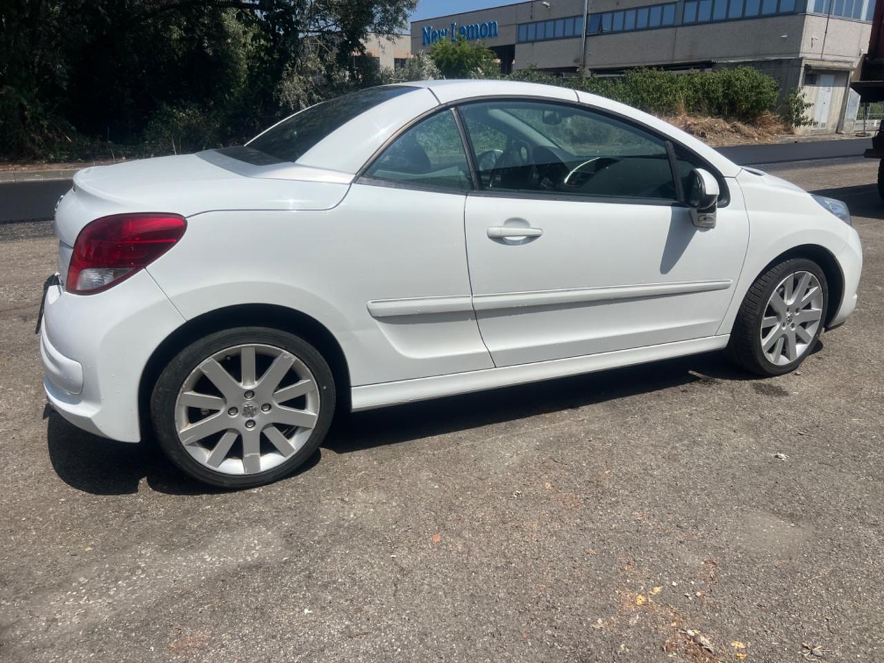 Peugeot 207 1.6 VTi 120CV CC Féline