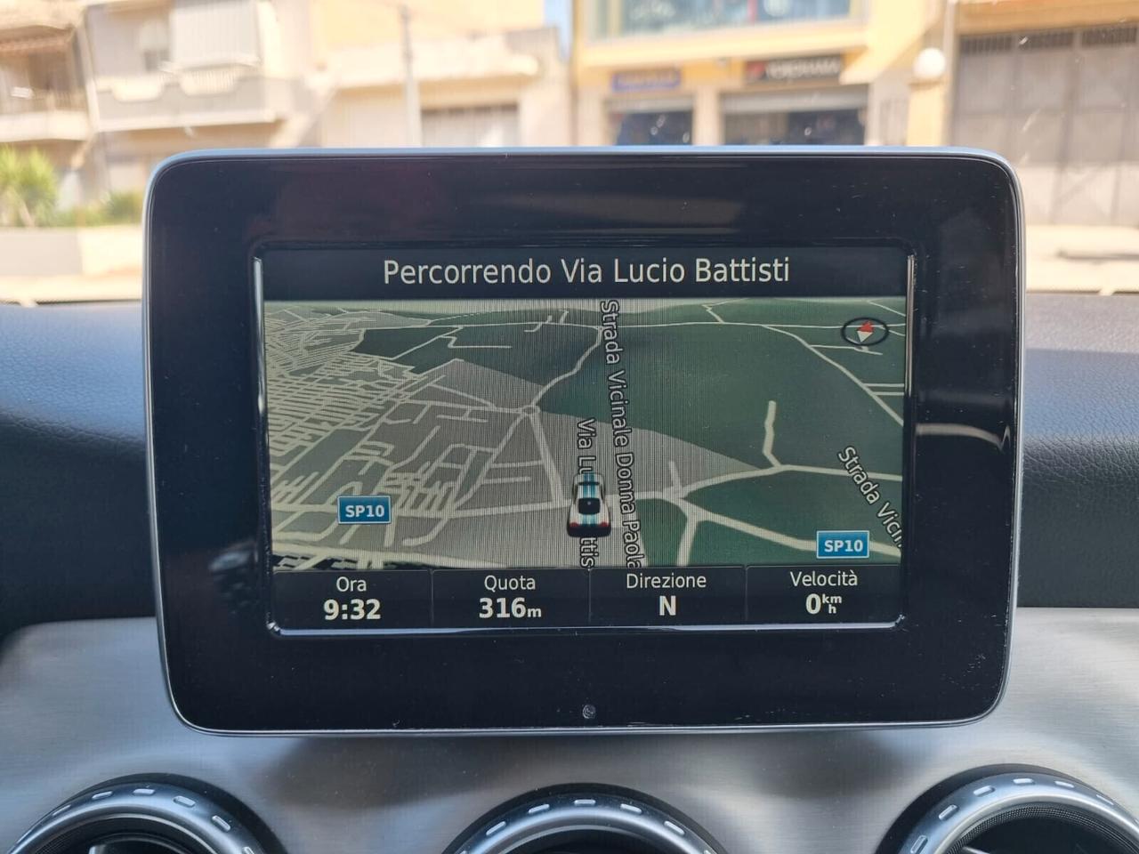 Mercedes-benz GLA 200D Tetto apribile. SUPER PROMO ESTATE 2025