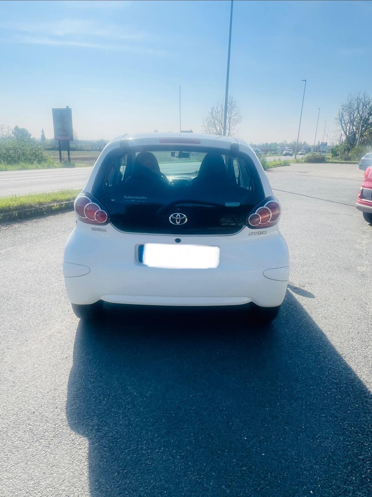 Toyota Aygo 1.0 12V VVT-i 3 porte Active Connect