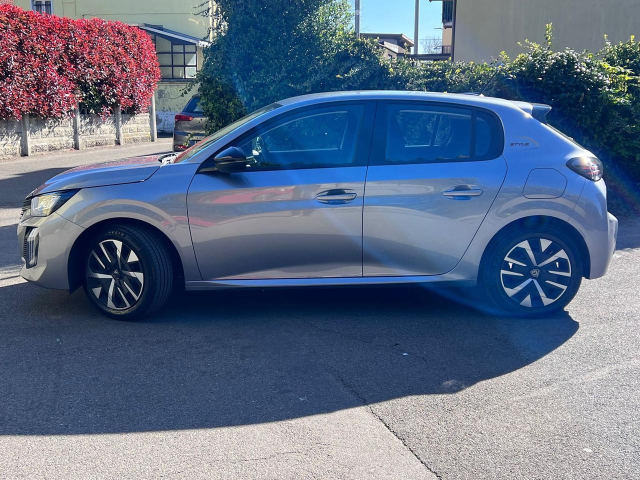 Peugeot 208 1.2 PureTech 75 Style #10280