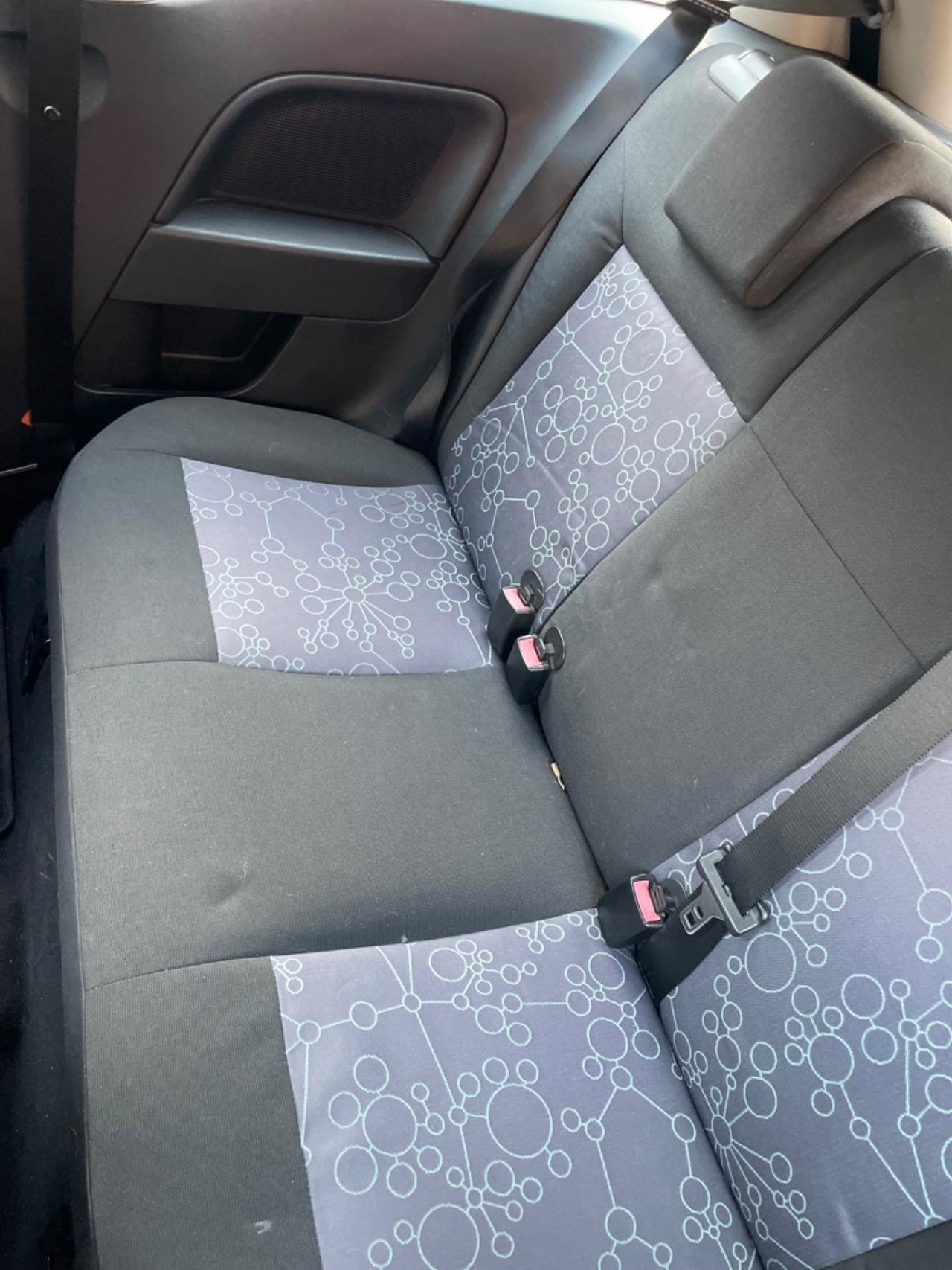 Ford Fiesta 1.2 16V 3p. Ghia