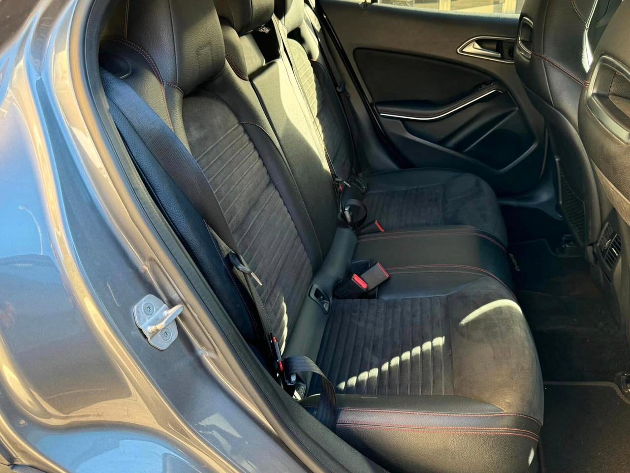 MERCEDES GLA 200 CDI 136 CV. 4MATIC PREMIUM