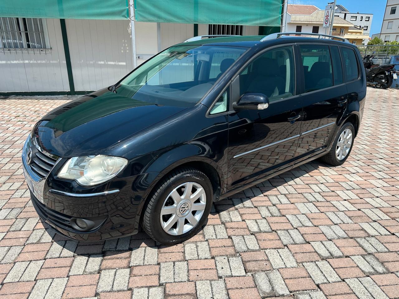 Volkswagen Touran 2.0 TDI DPF Highline 7 Posti