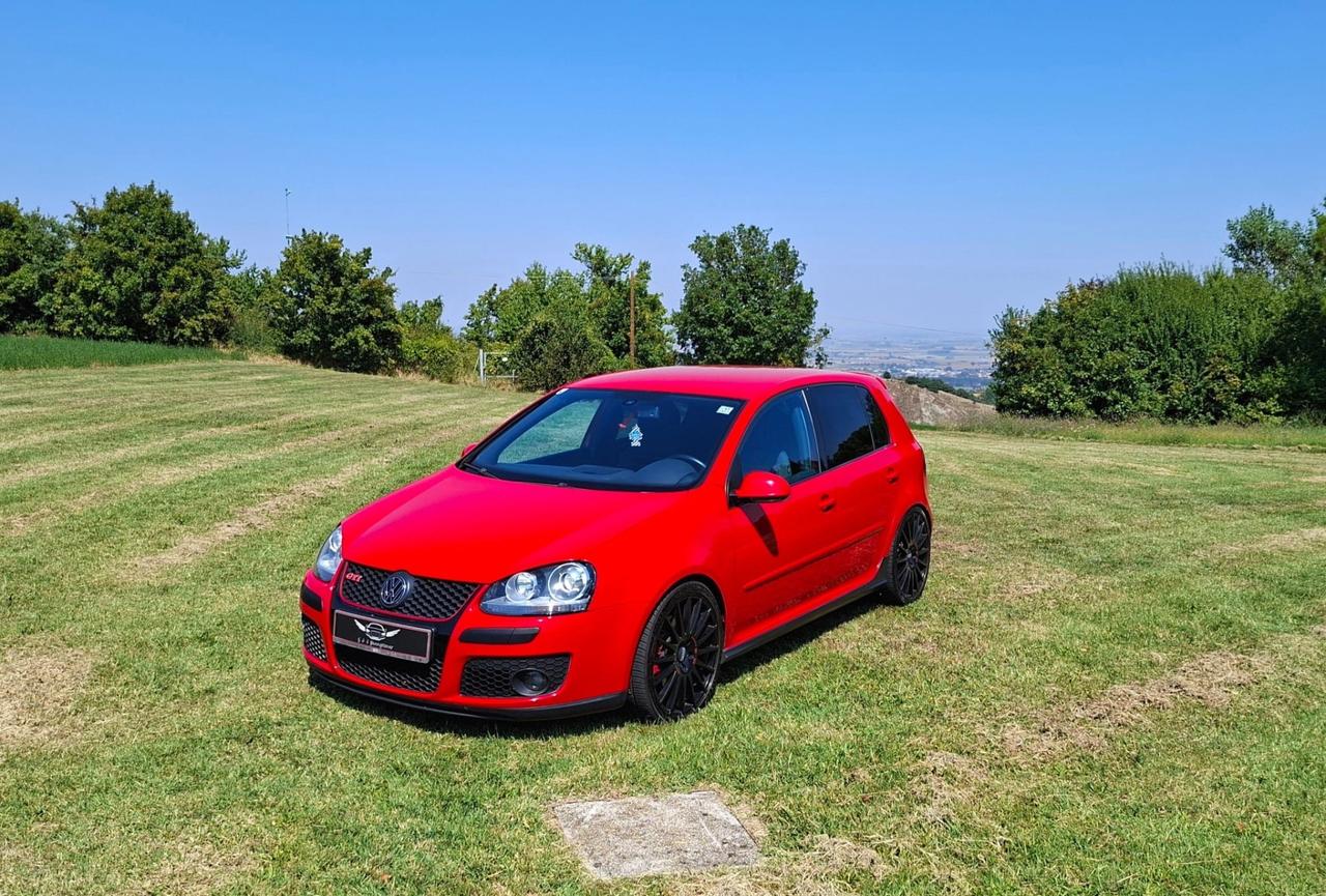 Volkswagen Golf GTI 2.0 16V TFSI 5p. MAN. TORNADO RED ASI