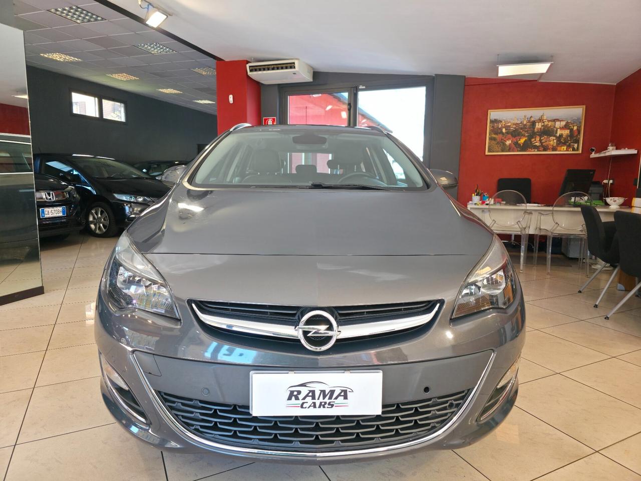 Opel Astra (ADATTA DISABILI)