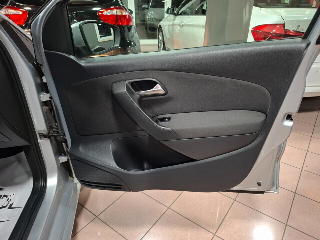 Volkswagen Polo 1.2 benzina Neopatentato