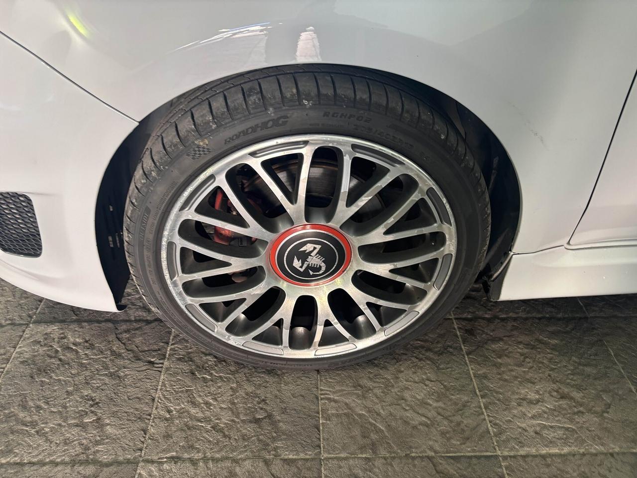 Abarth 500 1.4 16v turbo t-jet 135cv