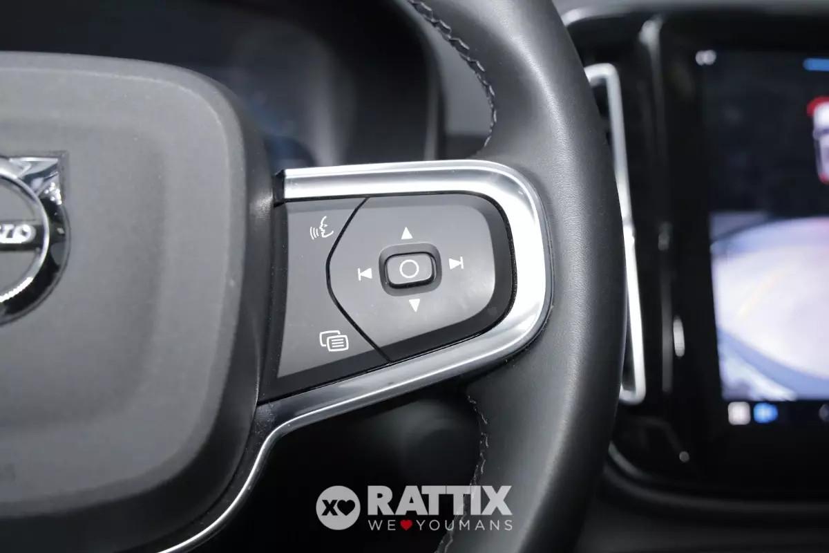 Volvo XC40 motore elettrico 175kW Recharge Pure Plus Auto