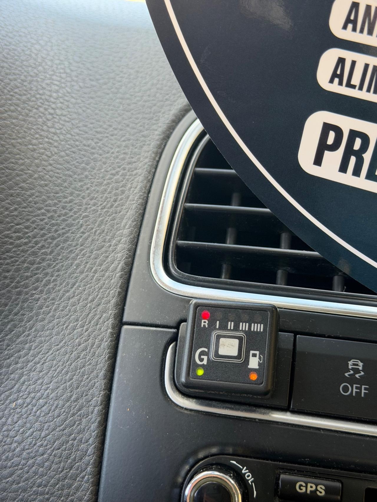 Volkswagen POLO 1.4 GPL 2012 - STEREO 2DIN