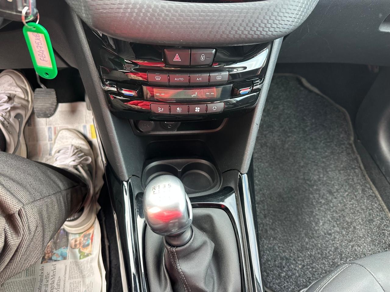 Peugeot 2008 Allure 1.6 Diesel 120 Cv 2016 km 154.